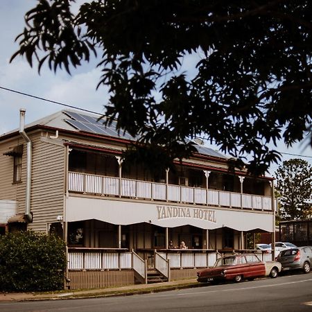 Yandina Hotel Luaran gambar